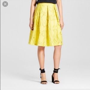 NWOT Who What Wear yellow floral skirt
